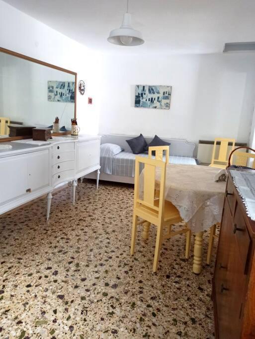 Στου Βάρδα, Χώρα, Σέριφος Apartment Bagian luar foto
